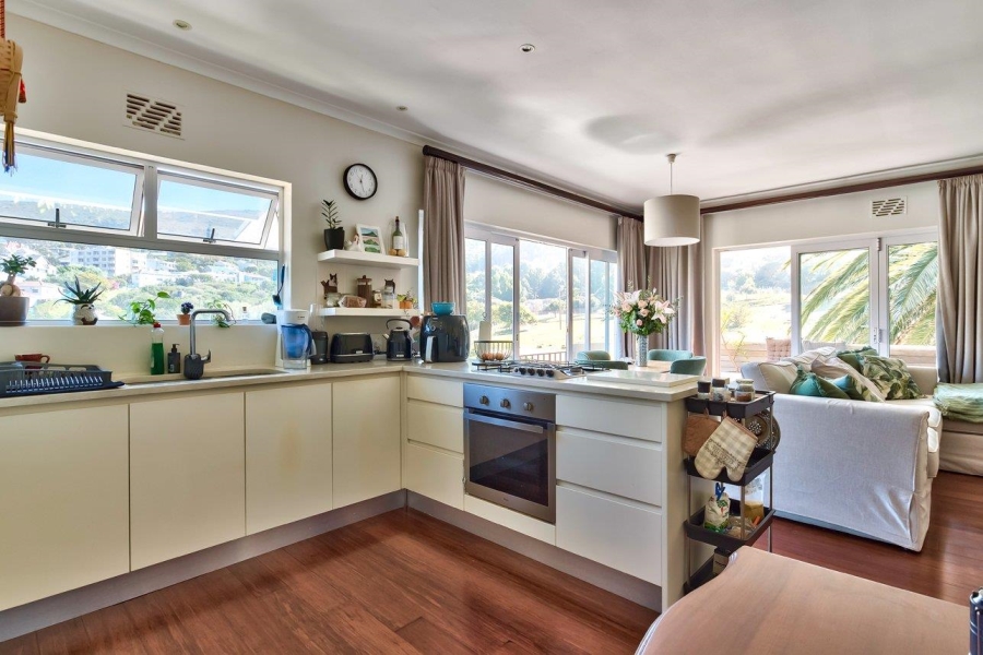 2 Bedroom Property for Sale in Tamboerskloof Western Cape